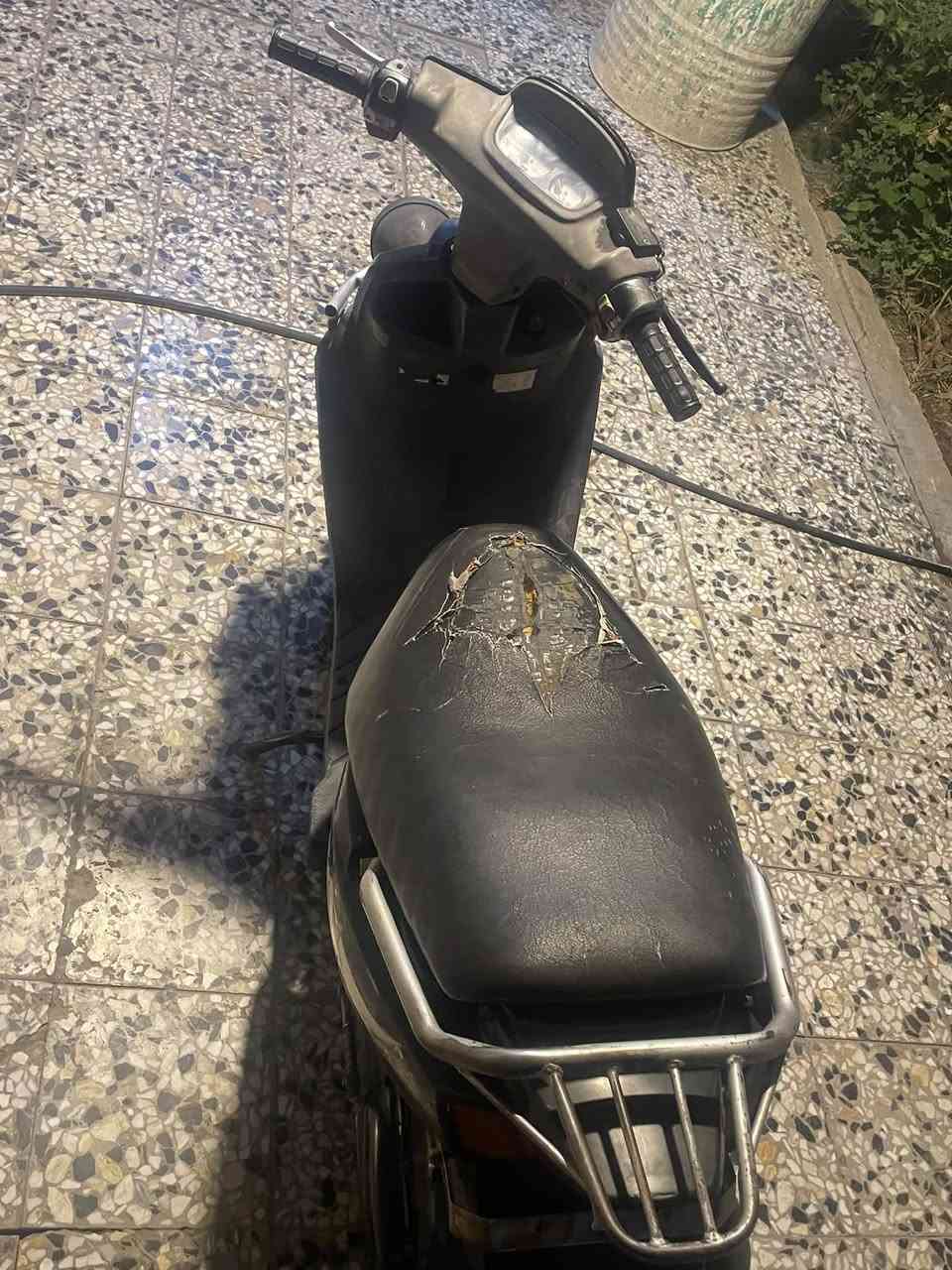 دراجه اكزز جبلي مديل ٢٠٢١ دراجه ممدود عليها اسبانه شلعه مال سياره بيها ومعدل شرط يعبر ال١٣٥ دراجه محركها ناعم ويشك ما شايف وحده بكربلاء مثلها ابد يمكن الوحيده هيه المهم السعر ٦٠٠ مكان طويريج ***********
