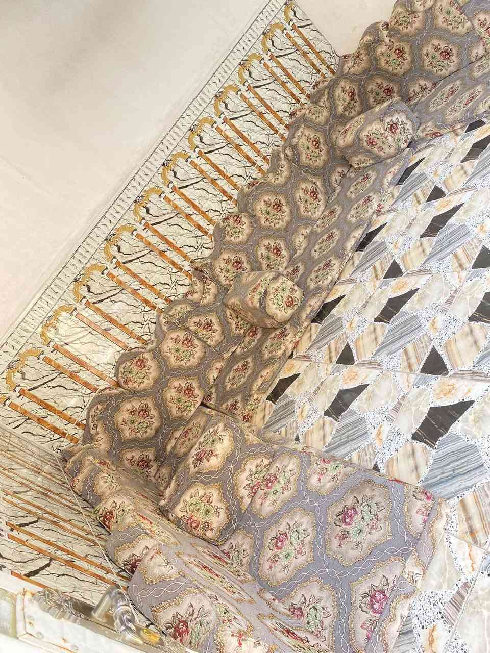 كعده عربيه قياسهه ٦امتار
بيع مستعجل ب 75 العنوان القبله شارع المدارس للتواصل,***********

