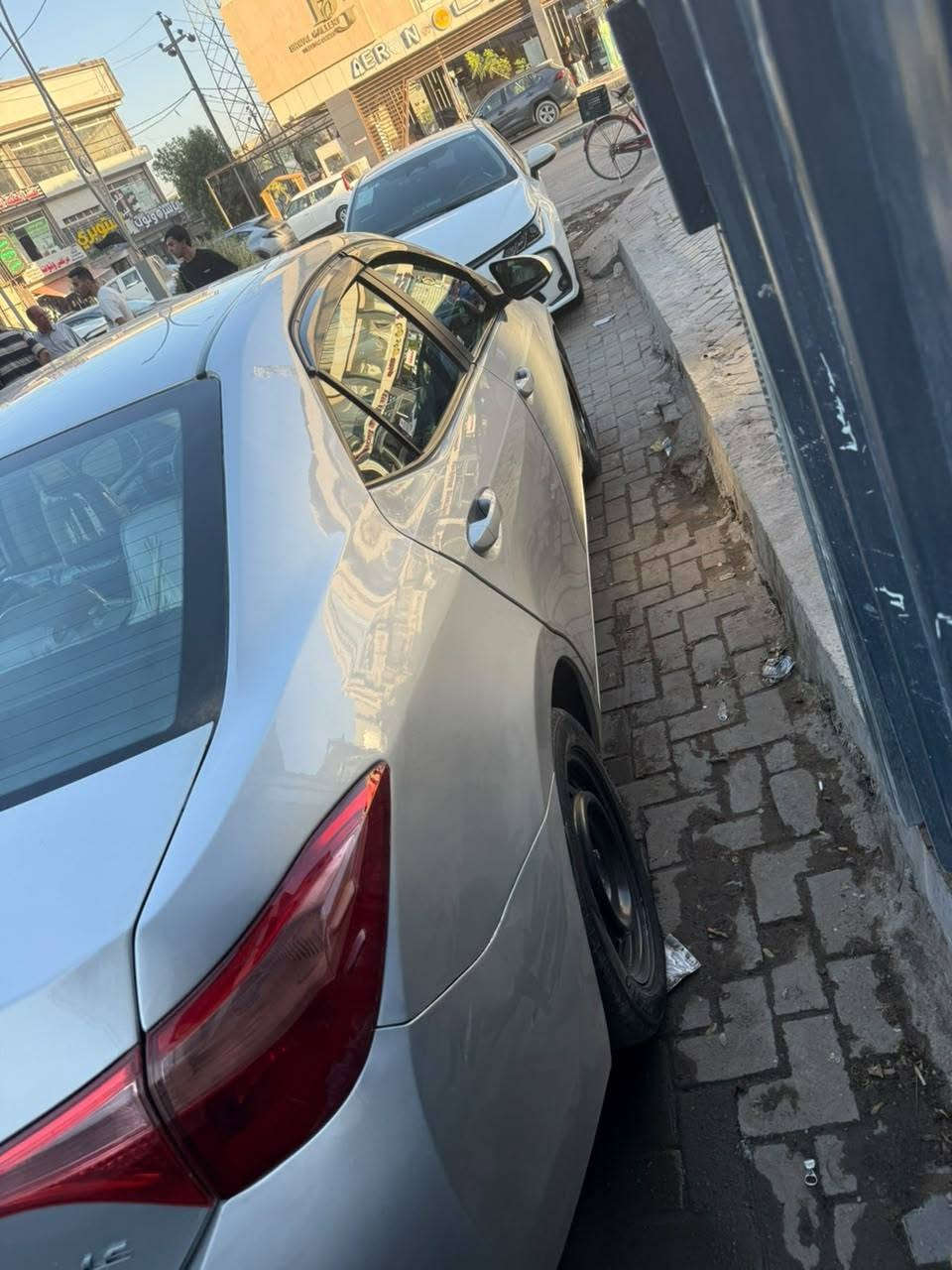 سلام عليكم سياره كورلا 2018  وارد امريكي السياره حادثها خلفي بدون  دواخل  محرك كير مكفولات ما مفتوح السياره رقم بغداد بأسمي الرقم الجديد 
عنواني بابل  حله  السعر 118
رقمي 
***********
