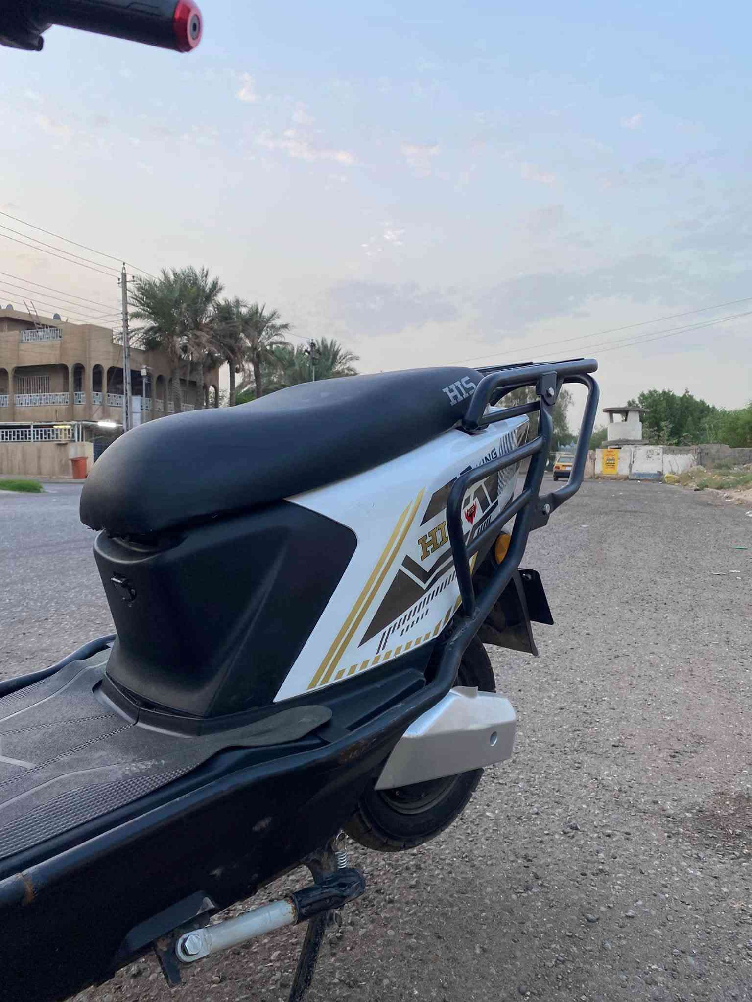 مدرعة • ٦ بطاريات • ملف ٢٥٠٠ واط