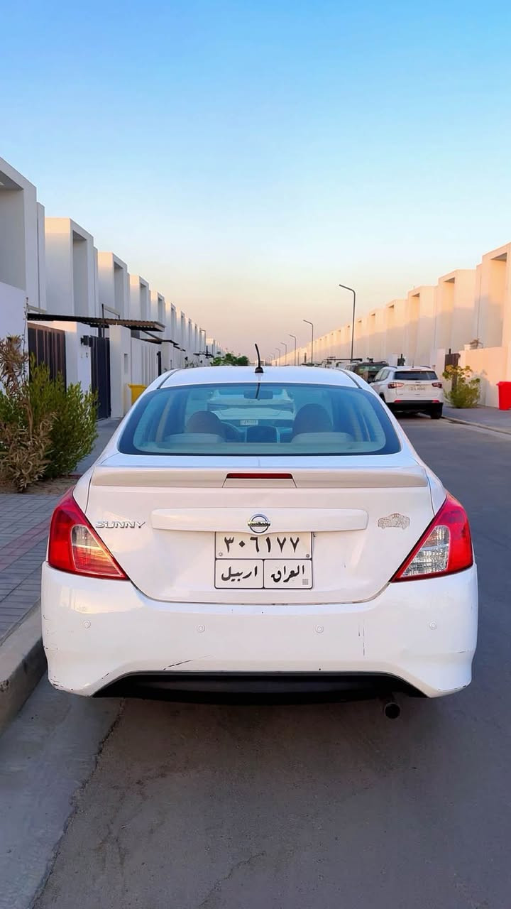 السلام عليكم
اخوان عندي سني هندي موديل ٢٠١٩ رقم اربيل السياره مال البيت ماخذيها من هي زيرو عدنا السياره بدون صبغ بس بيها طخات وشخوط ماشيه ١٠٥ بدون اي نقص تخم تاير جديد رايدها ب ٨٨$ وبيها مجال بسيط
مكانها بغداد مجمع البدور
للاتصال
***********
