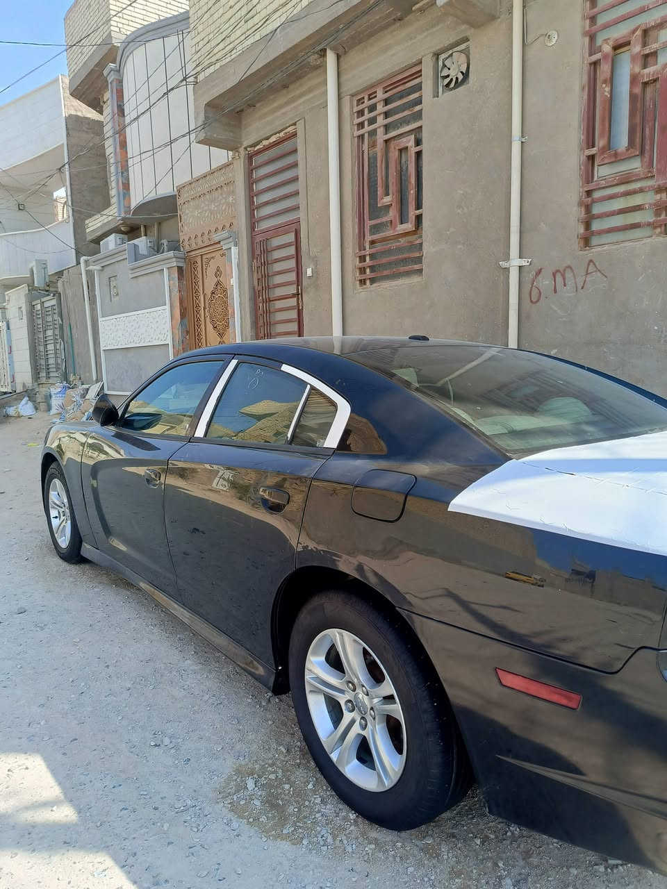 السلام عليكم
جارجر 2012 وارد أمريكي 

محرك 3600 قبل شهرين شديته

كير طيارة 8 نمر  تبريد ثلج

رقمها بغداد بسمي شبة المميز 

تخم تاير جديد حدادية خلفية جديدة والأمامية تعبانه

سيارة مابيها نقص 

مكاني كربلاء المقدسة

السعر 125 وبيها مجال

 *********** /واتس
