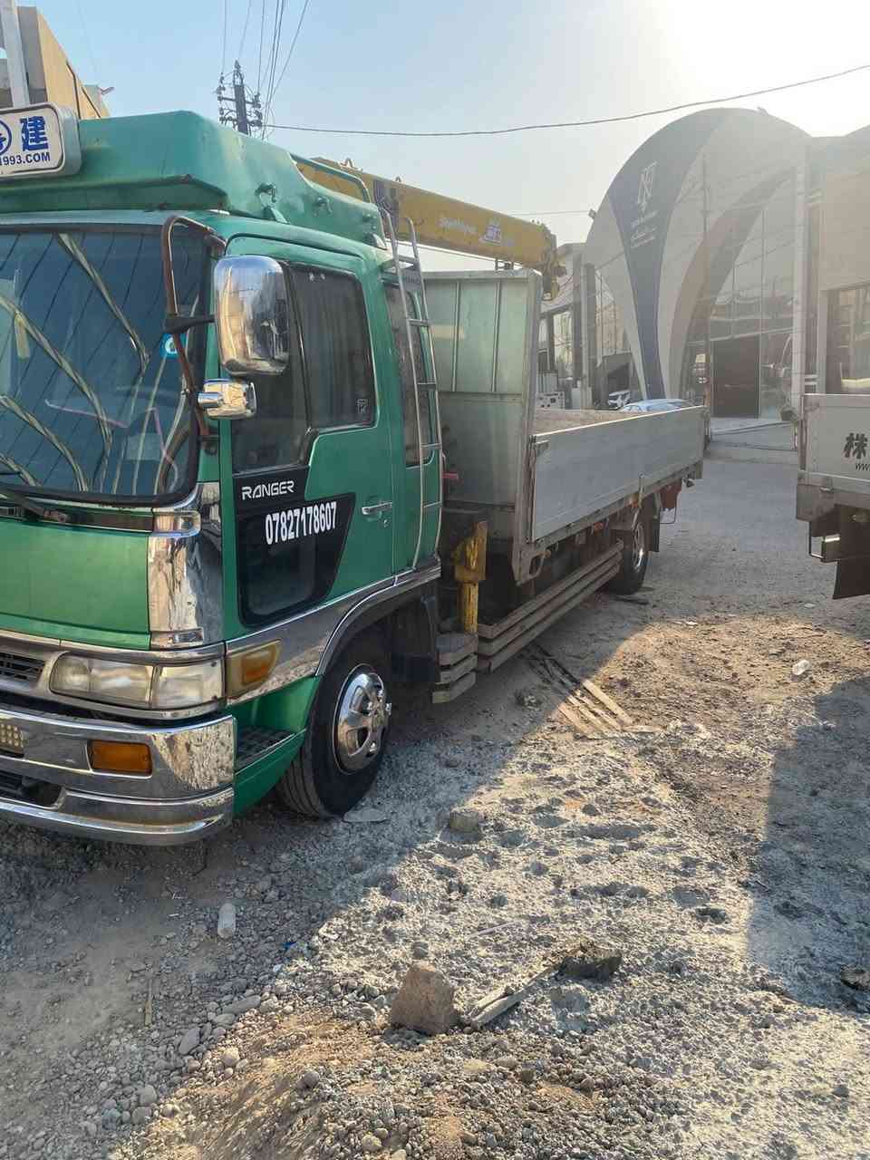 سلام عليكم هينو أنكر للبيع موديل 97 مسجله كرين مكينه 80عادي رقم نجف كرين 3سلايت عدل مكفوله سياره مكاني بغداد الكماليه ***********

نص مكتوب في الصور:
- ***********