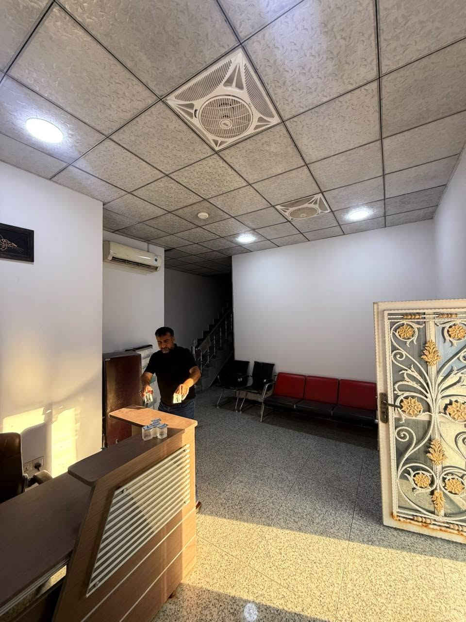للإيجار • عقار • تفاصيل ناقصة