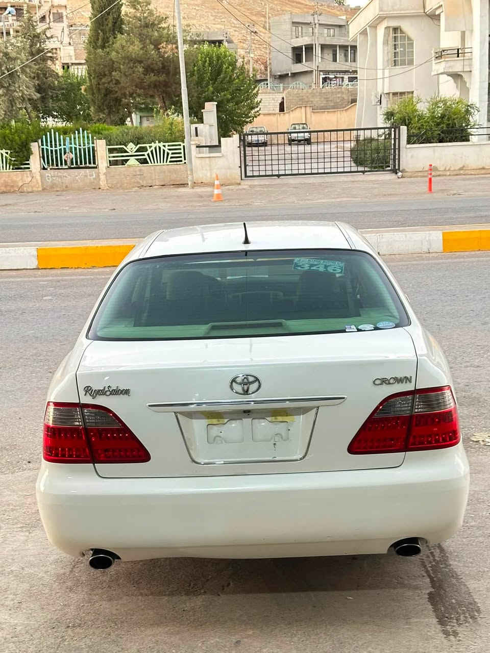 شاهانە موس ٢٠٠٧
گێڕ گەورە مەکینە بچوک ١٨٠ 
کۆدی هەیە
ساج مەلەکی ٣ دووگمە
کامل مەسرەف کراوە 
تەبریت مەزبوت 
برێک بەسراوە 
چرکەی تیا نیە 
باتری لۆک لەسەرە 
ویل و تایە سفر نەوتی
هەموو مەسرەفێک کراوە 
نییو درگای بۆیاخ ئەروپایە 
سعری ٧٠ مجال 
شوێن سەیدسادق
***********
