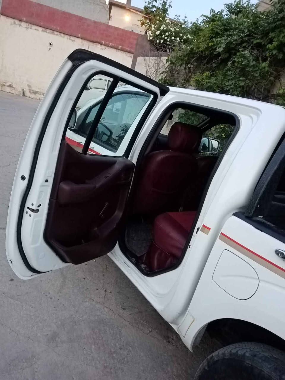 ناڤارا • غاز • ٢٠١٢