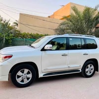 لاندكروزر • ٢٠١٥ • ٤٦٠٠