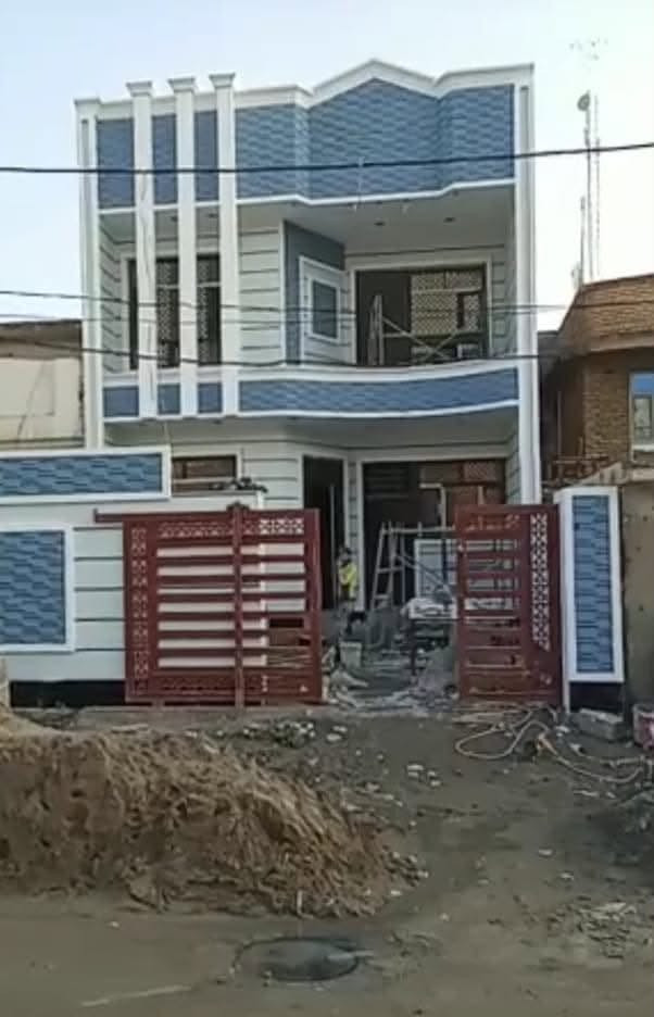 سلاام عليكم يوجد كادرواجهات شغل فول ومكفووهاذارقمي ***********وبيكم خير وداللو
