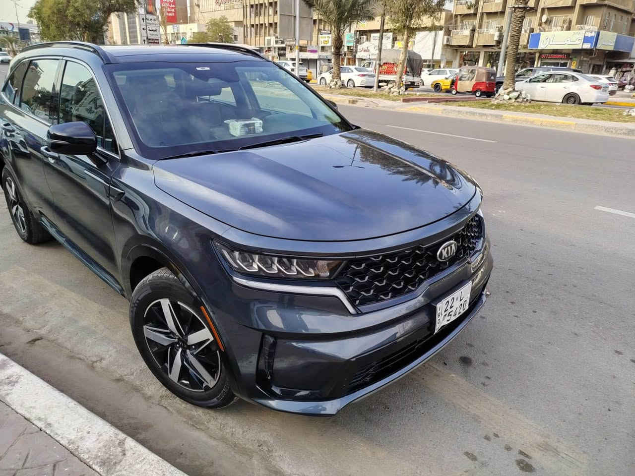 السلام عليكم
سورنتو أمريكي محرك 2500 تنفس طبيعي مودي 2021رقم أربيل بسمي فول 1/1

بصمه تشغيل وابواب 

تشغيل عن بعد 

مقاعد جلد كراسي كهرباء 

فتحت سقف سلايت 

شاشة كبيره تدعم الكار بلي 

7 راكب متحركه 

حساس خلفي 

أربعه انظمه قياده 

اريل نفكيشن 

نضام الإطفاء الذاتي عند التوقف 

رادار امامي خلفي جانبي 

قفل الزجاج والأبواب 

4 منافذ شحن بالكشنات 

كشنات تدفئه 

قياس فحص الإطارات 

رادار مانع الاصتطدام 

مخارج شحن الطاقه 

وبعد بيه مواصفات حادثه خفيف جدا حادث خلفي كله لبل واحد ما عدا قبق الجنطه مبدل وصبغ نصف الجاملغ الخلفي السياره بدون ارباك سياره جديده ومسويله سيرفس ادامه كامل ما تصرف عليه ربع بيه بصمتين السياره بسمي تحويل ثاني يوم بيع او مراوس بسورنتو 2023/2024

السعر 180 

***********
