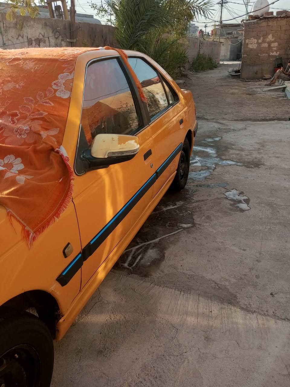 سلام عليكم بيجو بارص موديل 2018 سنويه جديده رقم انكليزي مصفره هيئه وغرامات سياره نضيفه ما ناقصها شي مكينه كير حداديه تبريد تايرات جدد شرط التحويل سعرها 44 وبيها مجال بسيط ***********

