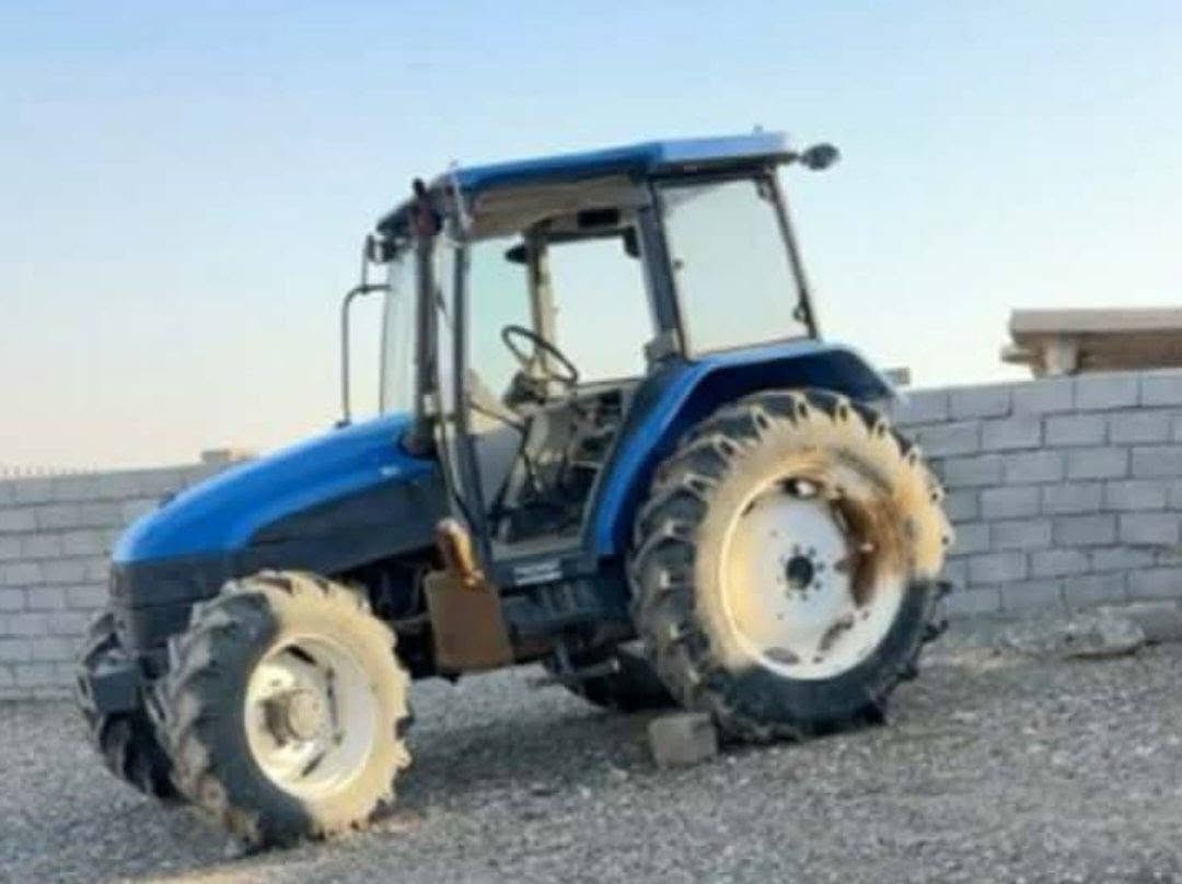 تراك تور نيو هولند رقم اربيل موديل ٢٠٠٧
حجم محرك ٦٠  محرك اكسل كلة شرت تايرات جديد 
مكان كركوك رقم ساحب ‏‪***********‬‏ واتس ئاب 
سعر ١٠٥ معاملة
