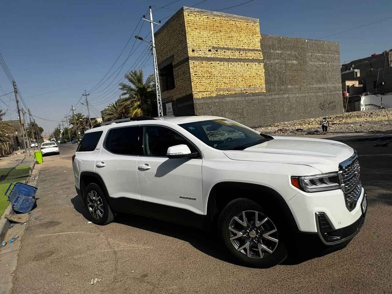 Gmc Acadia SLE 2023
وارد أمريكي 
مواصفات SLE
🔹️محرك 4 سلندر 2.0 توربو 
◼️كير 9 سرعات 
◼️شاشة تدعم أندرويد أوتو + أبل كار بلي
◼️تبريد ٣ قطع 
◼️بصمة ع أربع أبواب 

🛡أنظمة السلامة ومساعدة السائق 
🔸️نظام تنبيه من التصادم الأمامي 
🔸️فرملة طوارئ تلقائية 
🔸️نظام تنبيه مغادرة المسار + نظام محافظة ع المسار 
🔸️نظام النقطة العمياء
🔸️ كامرة خلفية 

ماشية 50 ميل 

مرقم بصره بسمي 

سعر 230 وقابل للتفاوض 

***********
