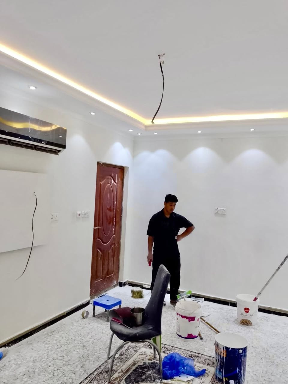 عمل بوكس مع اناره وسحبات واصباغ شركة #جوتن✨
بأيادي الكادر المتميز ديكورات لمسة ابداع ✨
قبل وبعد✨

 ☑️ موقع 📍العمل الدوره ابو دشير✨
للتواصل واتساب 📞***********7

