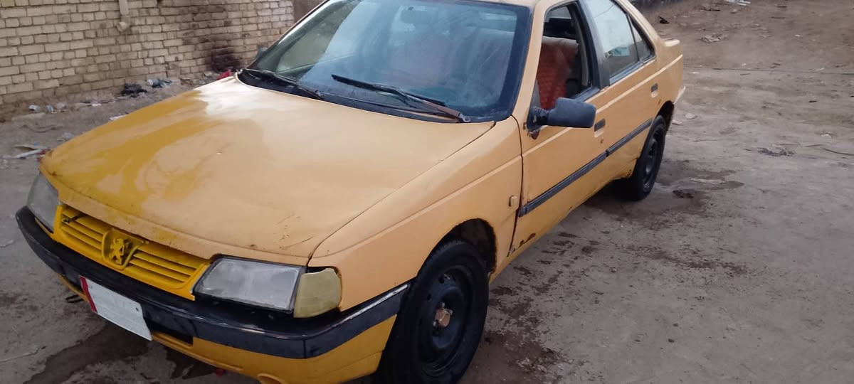 سلام عليكم بيجو روا للبيع مصفره هيه الغرامات مكينه كير مضيفات حداديه نضيفه تأثيرات انضاف مكاني ديوانيه قضاء الشاميه بيع10 اوامراوس حسب القناعه تحويل مباشر *********** السعر 10 ايش عندكم راوس نزل
