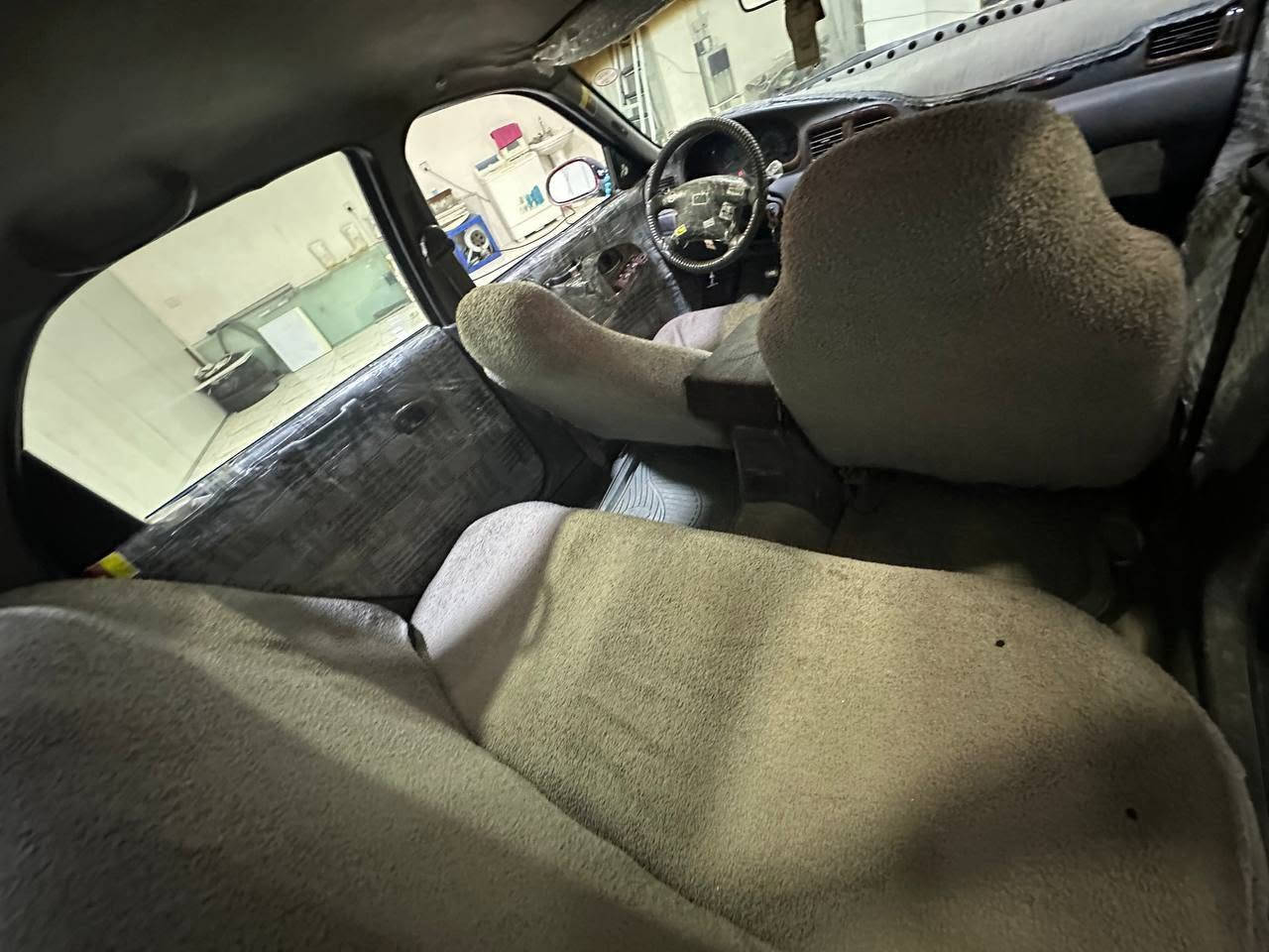 بەناوی خوای گەورە
کیای کریدۆس
1995
گێڕی عادی
مەکینەی سور
گێڕ و مەکینەی بەشەرت
ئەشیا تەبریدی پێوەیە بەس پانکەی نوقسانە
سەنەوی جنوبە
تایەی تازەیە
جام کارەبایە
بێ تەقەو ڕەقەیە
سیعری 15 معامەلە
***********
*********** السليمانية, العراق
