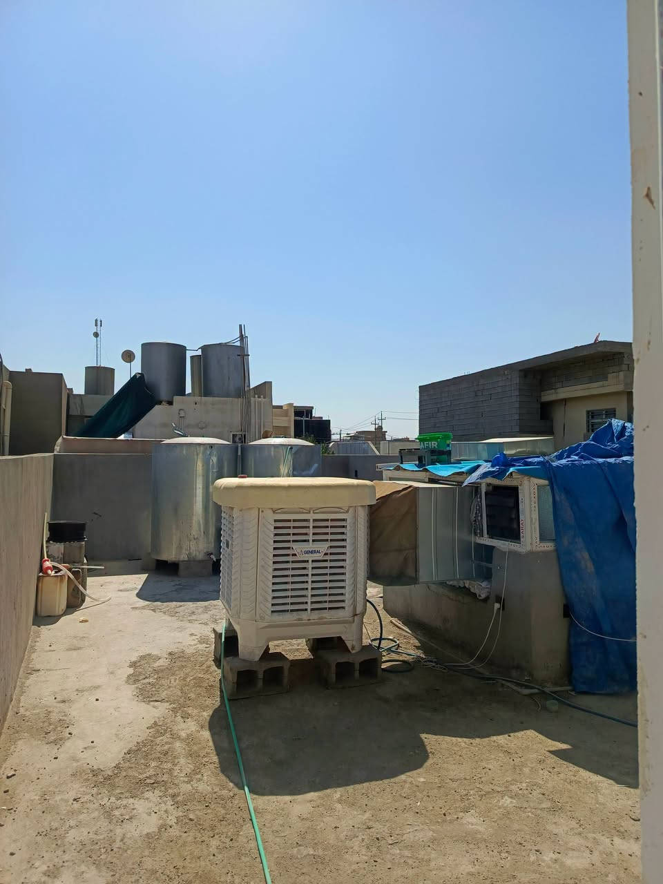 ☑️إعلان 
☑️دار للبيع رقم هويه بسمك 🏠

☑️موقع العقار شوراو 1 قرب أسواق سامان 

☑️طابق ونص 🏠🏠

☑️يتكون من غرفت نوم استقبال مطبخ مشترك درج ☑️خارجي طابق الثاني غرفت نوم 🏠🏠

☑️دكت مركزي 🏠🏠

☑️هول مطبخ مغربي 

☑️بناء حديث 🏠🏠

☑️استفسار عله الرقم ***********☎️

