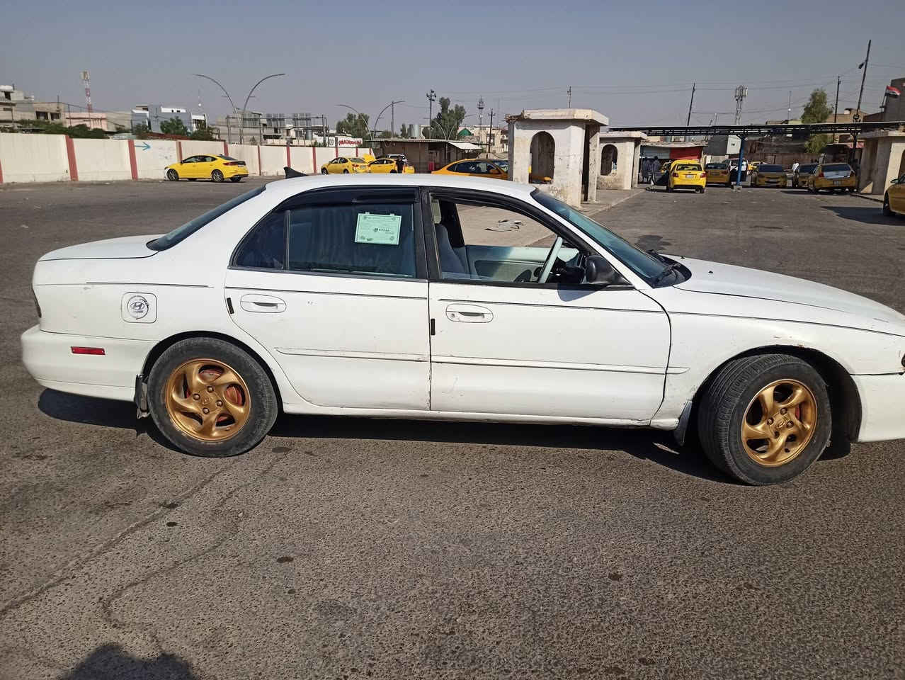 ميستوبيشي كالانت 1998 محرك نضيف 4 سلندر 2000cc
هزه جديده رقم نينوى تحويل ثاني يوم تبريد شغال كير توماتيك لوايت زينون
27 ورقة 
***********
