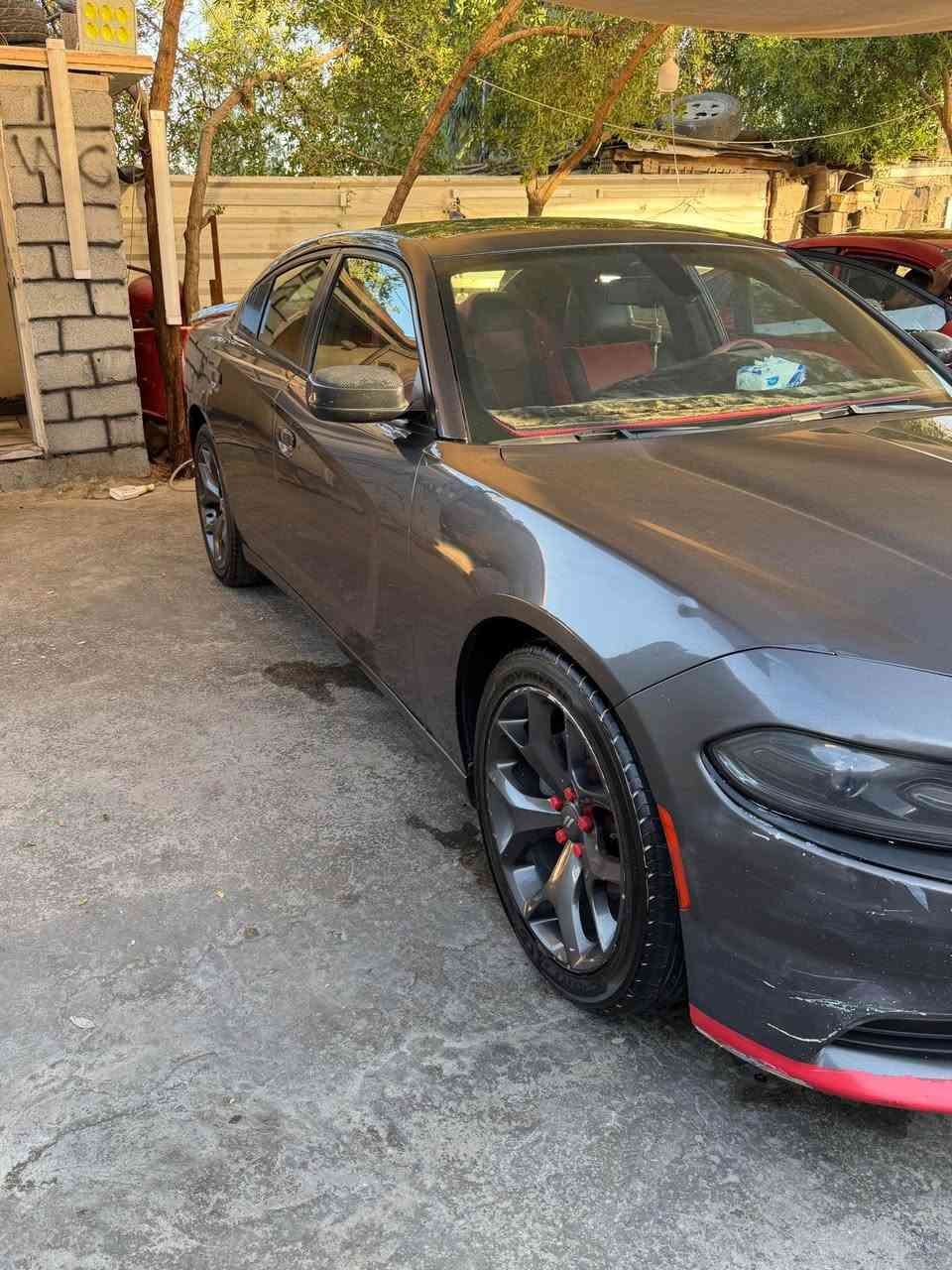 جارجر موديل 2017 sxt
سيارة ماشيه 186kmالف
سيارة حيل نضيفة ستعمال شخصي
سعره 165$ وبيه مجال
رقم تلفون *********** بغداد, العراق
