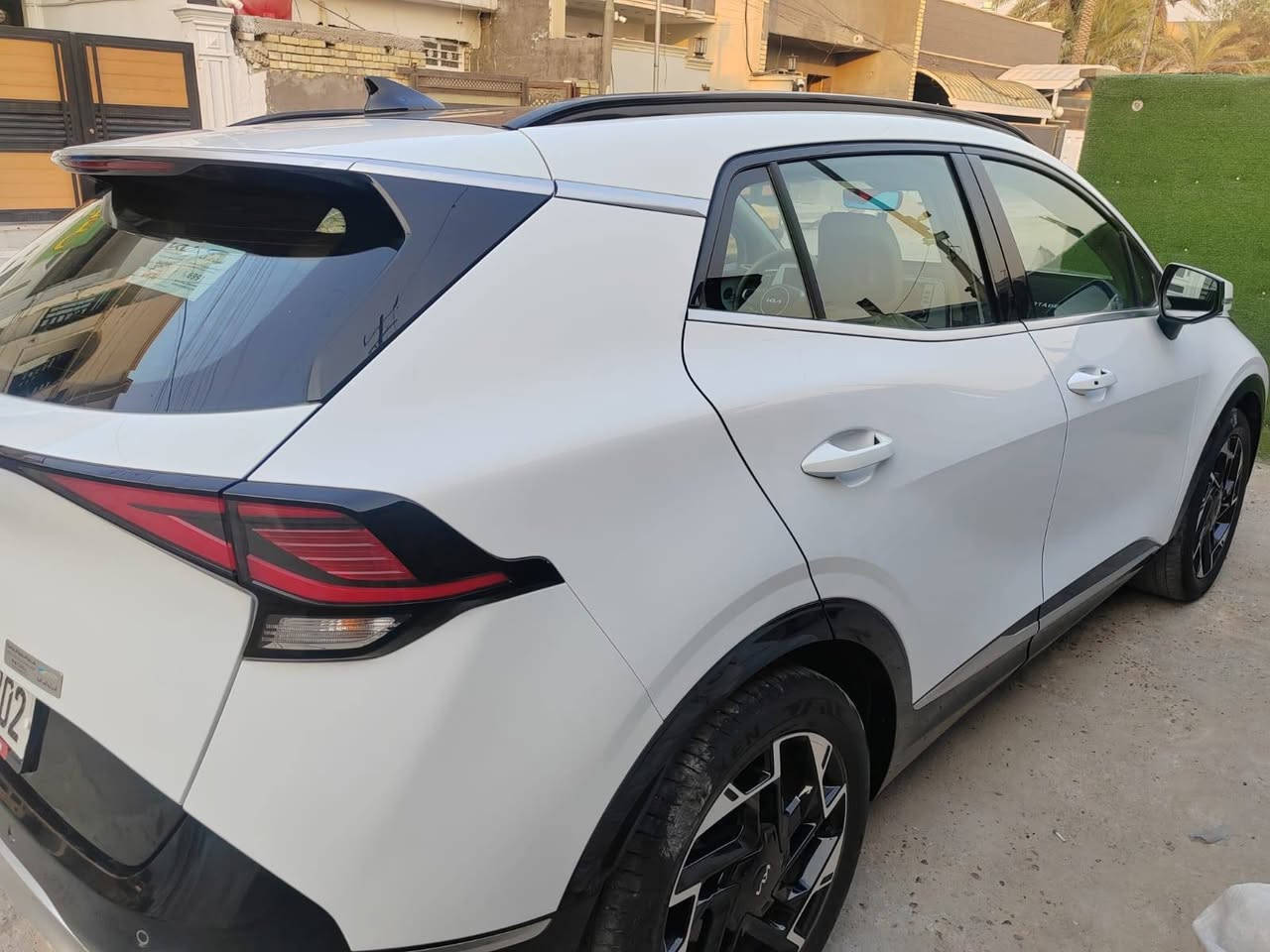 كيا سبورتج 2024 خليجيه..
فوووول عده الصندوك مو كهرباء..بلاك ادشن
مكفوله لا صبغ لا تبديل ولا فتح بيه شخط بل الجاملغ ملاعب بي عايفه.. 
رقمها بغداد باسمي السنويه
بنوراما..
بصمه..
مري شفط..
تبريد شاشه خلفي امامي..
ويل كب 19..
شاشه متصله.. 
كامره دواره.. 
ترحيب بل المري.. 
كرسي كهرباء.. 
بصمتين وياها اصليات.. 
البجم لد والبك لد.. 
حساس خلفي امامي.. 
محرك 2000 دوش..
كير اي تي 6 نمر.. 
السياره جديده وباسمي 
محرك كير تبريد كفاله من الفتح برغي ممفتوح بيه كله عل الشركه.. 
السعر ب 225..
مكاني بغداد الكرخ بشهداء البياع.. 
على ايدي من الزيروو.. 
مشيته 23 الف تراي مال جديد.. 
الشراي يخابر ويامر امر.. 
.. ***********.. 
اخوان مكلف بل النشر اتصل بصاحب السياره وميقصر
