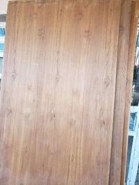 عندي ثلاثه ابواب جدد مامستعملات ولا مجفتات 5 ملم مع 2 جراجيب جاوي ترف ...