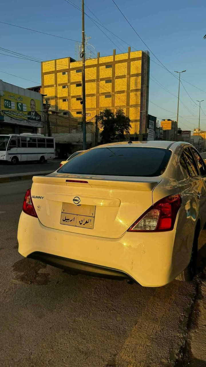 نيسان سني هندي 22 كفالة عامة ماشية 54 ع ايدي 
السياره جديده جدا ، دهن موتول بانزين محسن 
رقم اربيل سنوية ماساقطه ل 27 بأسم شركة المهند 
السونار مرفق مع المنشور . ***********
