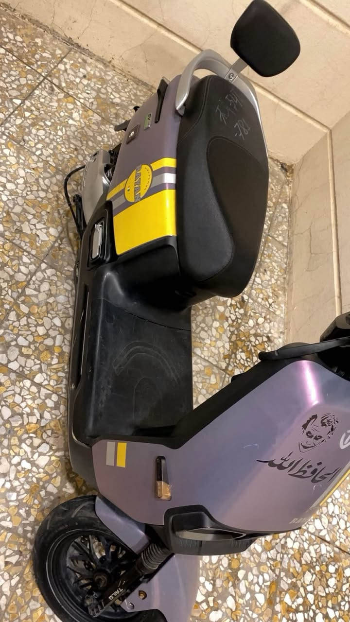 دراجه ريان ام عيون للبيع نضافه فول لفول نقصه بريك امامي فقط بطاريات جدد بعدهن بحيلهن عقل جديد وكاله واصلي كله جديد شرط لفحص واخذك للمعرض الابدل منه غراض الوكالة
دراجه مال بيت كفيلكم الله مشمورة بلبيت ليل ونهار لو اروح بيه اتسوك وارجع 

مميزات زنون بلادي يسطر شرط
دبل اشارة لوحيده لبيه دبل اشارة
لون مميز بنفسجي طافي
تشغيل عن بعد'
 وبصمتين بيه!!
نضام قفل ستيرن 
وبعد خيرات من الله
دراجه مرتبه شوفت عينكم عنوان بغداد محمودية سعر ٥٠٠ وبيه مجال للطيبين رقم واتس *********** 
رجاا رجااا ماعندك امكانيه لاتطب وتكسر بلسعر فدوه رحتلكم
