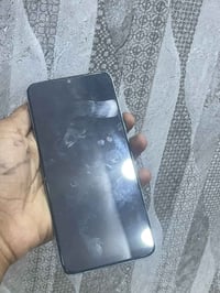 تكنو ٧ بوب • شاشة مبدلة • ٦٤