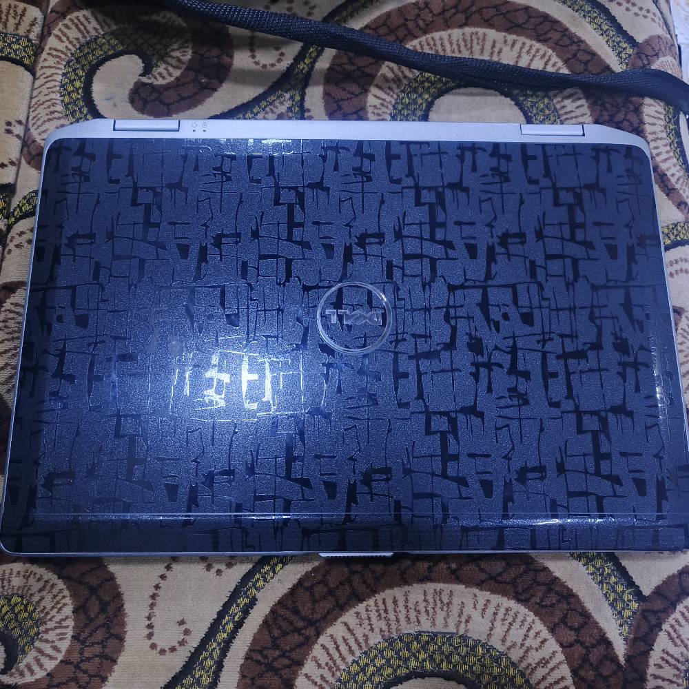 DELL LATITUDE 6420 • Core i5 الجيل الثاني • رام 4GB