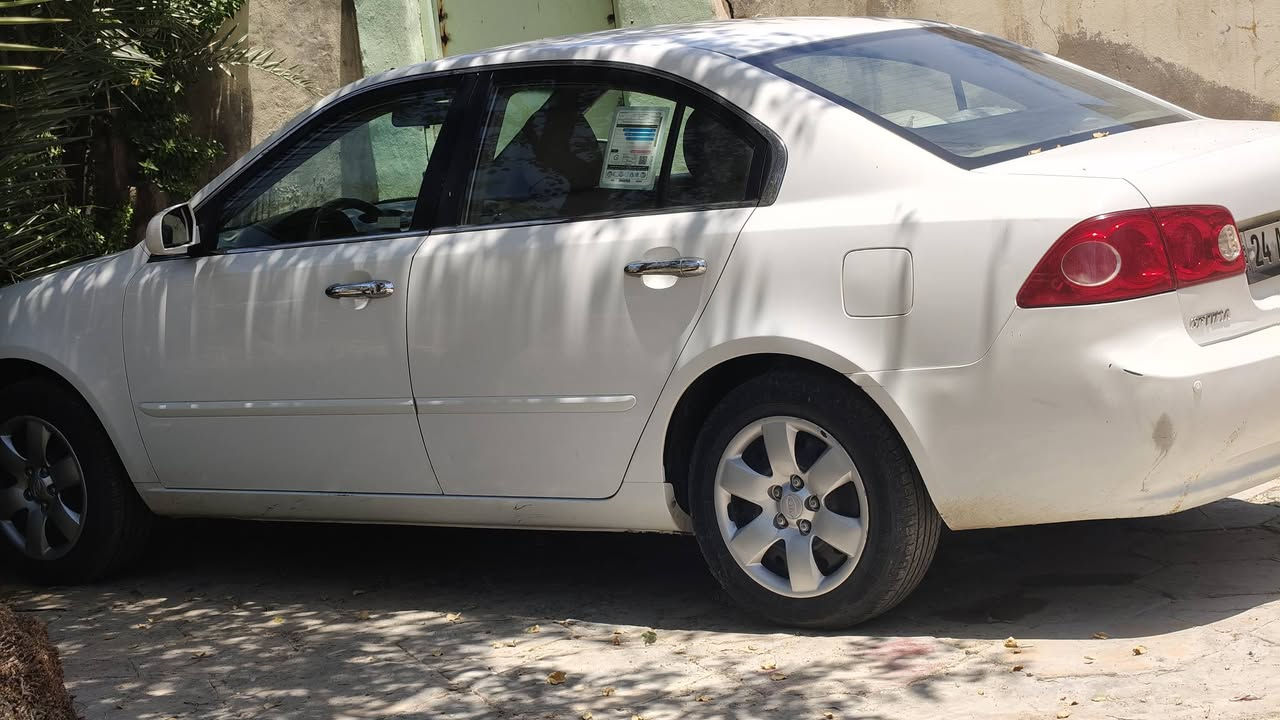 اوبتمه 2008 امركي دوش 2400
5 كير
كفاله عامه رقم انكليزي بسم شخص من الشوملي
حداديه مال زيرو شرط تايرات تخم باتري جديد 
تبريد ما يتقام 
السياره احلى من الصوره

السعر 117 مكاني الديوانية السدير
***********
