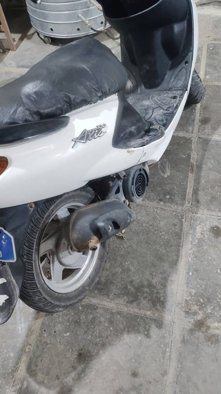السلام عليكم دراجة اكزس لون لؤلؤي 🇯🇵
بدون غسل 👍👍 

نثية مفتوحة بس بستم 🔧🔧

شغالة كلهة

كفر أصلي بلادي

دراجة ناعمة كلش

تايرات جدد

لايت زنون

بكلايت اشاير

كلشي شغال

شلعة شرط شرط بطناش

اويل بم  شغال مو خبط 

معدل ل ال ١٠٠

ذاکر کلشي ب المنشور رجا۶ا لاتسأل شبیهة

السعر 500 وبيهة مجال للشراي

 اتصل 📞📞 

ناصرية مركز

***********
