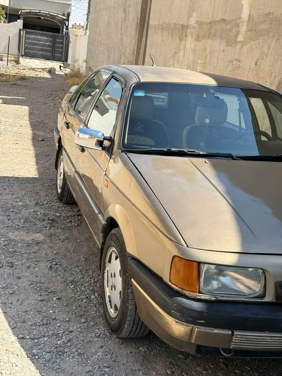السلام عليكم اشونكم اخوتي سياره كولف باصات موديل 1991 وارد ياباني السياره جاهزه او مكفوله اي مصرف ميحتاجله تاخذه كبل شغل او اطلع التبريد شغل لاتفئه شغل السياره موجوده ابكركوك رقم بغداد السنويه ابسمي اتريد تحويل وكاله اني حاضر 
السعر 45 او بيه مجال الشراي يخابرني السياره كلش نضيفه 
للستفسار الرقم ***********
