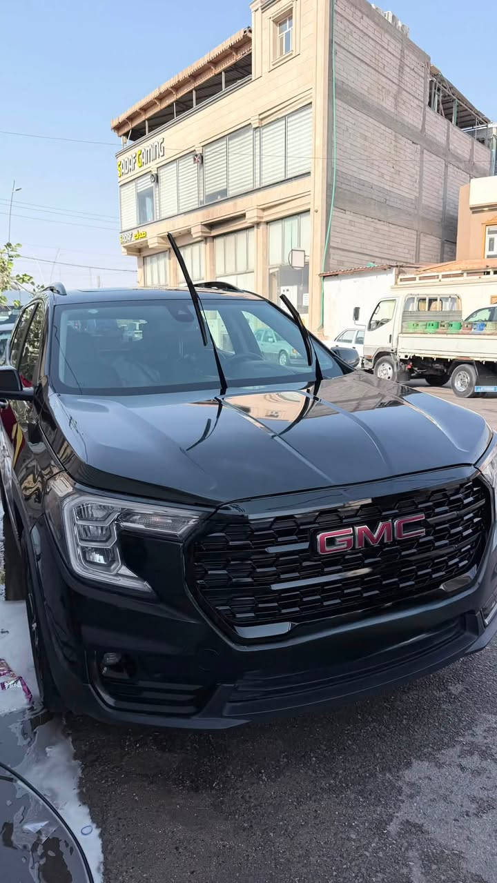 السلام عليكم 
للبيع او المراوس 

GMC TERRAIN 2023 
صور الحادث مقفولة افحص وين متريد 
جمسي تيران ٢٠٢٣ وارد امريكي 
الحادث قطعتين (بنيد+ جاملغ )
مواصفات دنلي 
السيارة رقم بصرة حرة باسمي (تحويل ثاني يوم)
.فتحة بانوراما طكتين
.كشنات تدفئة
.نقط عمياء+اشاير مري
.تحديد مسار 
.رادارات امامي وجوانب
.حساسات خلفية
.صندوق كهرباء (طكتين)
.تشغيل عن بعد
.لدات امامية وخلفية 
.كشنات جلد 
.حجم المكينة ١٥٠٠تيربو اقتصادية ونشطة 
.جامات نزول اوتو
.ماشية 50الف كيلو مو ميل
.بانزين محسن+ دهن امزويل كلة وكالة او كارت تبديل
السيارة نضيفة ومال جناي 
صور الحادث مقفولة افحص وين متريد 
السعر 170 ورقة 
***********
