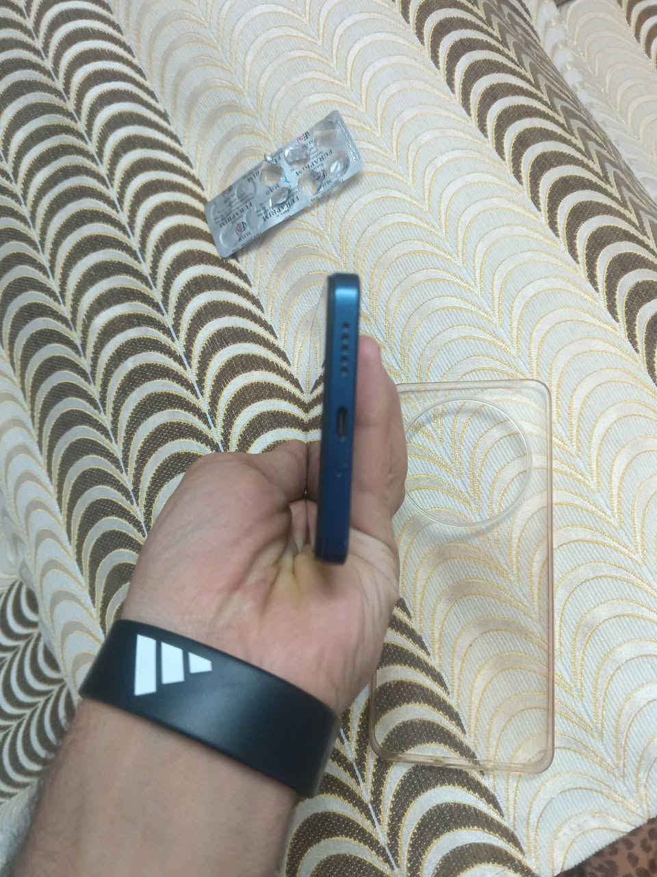 للبيع ريدمي 14cبعده بلادي ستخدام شهر نظفته99%المكان ديالى الخالص سراجق الاتصال على رقم***********بي وتساب أو خاص
