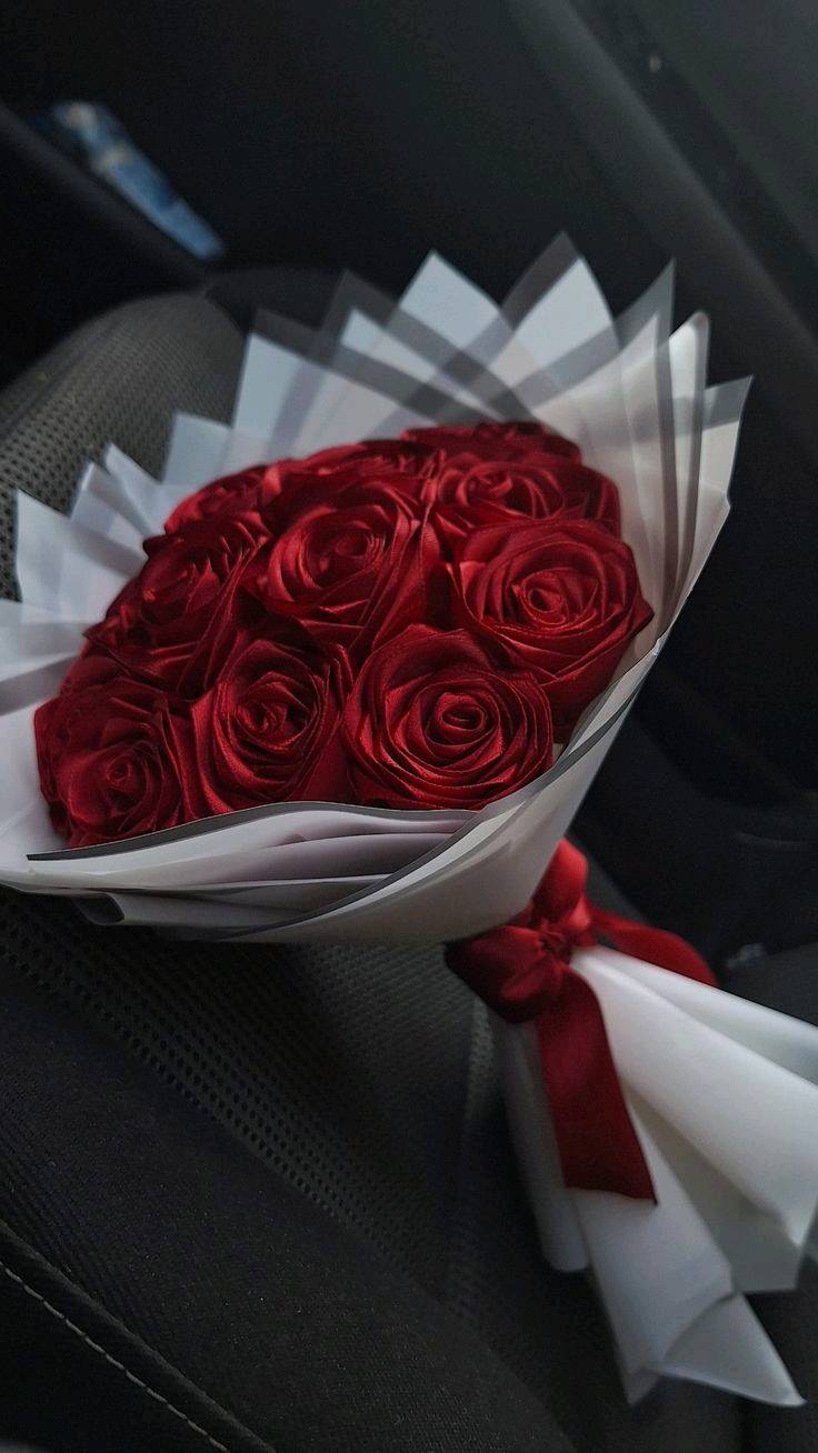 كل مايخص لورد موجود على صفحه الانستا 
https://www.instagram.com/stories/rose_touch_.65/3986692691609945441?utm_source=ig_story_item_share&stkn=dzIyNjJqeGd3eXBs