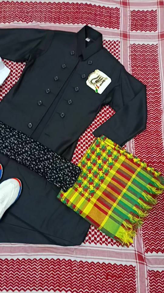 ملابس