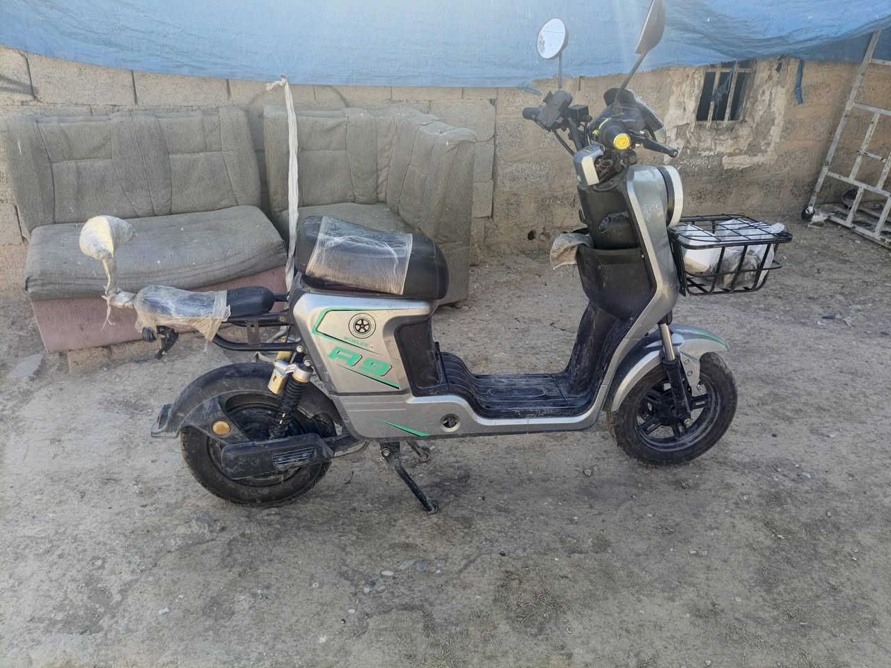 سلام عليكم للبيع درجه شحن 9 سرعه 109
ملف 1200  امبير 32  سعر 500بي مجال قليل رقم الهاتف ***********
