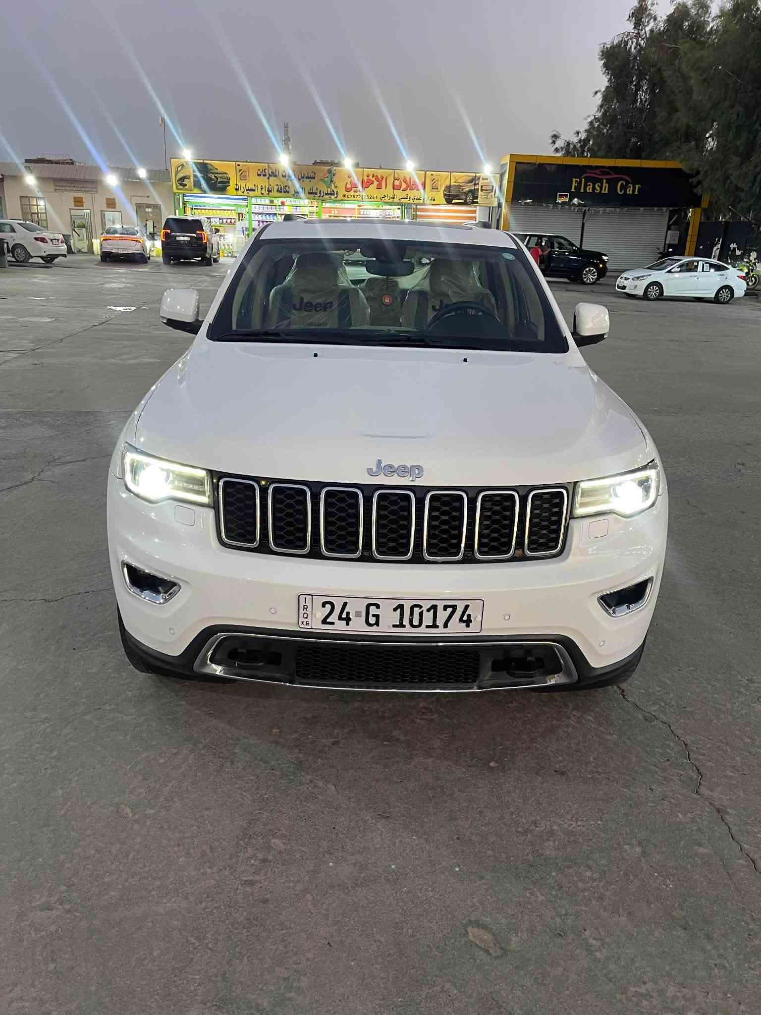 🔥🔥 للبيع جيب جراند شيروكي 2019 خليجي فل الفل 🔥🔥
🚘 JEEP GRAND CHEROKEE 2019
🇦🇪 وارد خليجي – مواصفات خليجية
⚜️ فل الفل – أعلى مواصفات ⚜️

✨ السيارة وضع شركة وكفالة عامة ✨

🔹 محرك V6
🔹 گير أوتوماتيك 8 سرعات
🔹 دفع رباعي 4×4
🔹 تشغيل بصمة + دخول ذكي
🔹 تشغيل عن بُعد
🔹 مقاعد جلد كهربائية
🔹 تسخين وتبريد المقاعد
🔹 ذاكرة مقعد السائق
🔹 دركسون متعدد الوظائف ومدفأ
🔹 شاشة كبيرة
🔹 GPS / ملاحة
🔹 كاميرا خلفية
🔹 حساسات أمامية وخلفية
🔹 رادار أمامي
🔹 مثبت سرعة
🔹 تحذير النقطة العمياء
🔹 تحذير مغادرة المسار
🔹 نظام تحذير من الاصطدام
🔹 تحكم مناخي أوتوماتيك
🔹 إنارة LED
🔹 جنوط رياضية
🔹 باب خلفي كهربائي
🔹 نظام صوتي فاخر
🔹 Bluetooth + USB
🔹 Apple CarPlay / Android Auto
🔹 أوضاع قيادة وأوف رود

💰 السعر: 259 ورقة
🔥 وبيها مجال للجادين
💥 بسعر الـ2014!

📍 العنوان: الأنبار – الحبانية
📞 ***********

⚜️ الفحص حسب رغبة المشتري
⚜️ الجاد يتفضل والمعاينة تحكم
