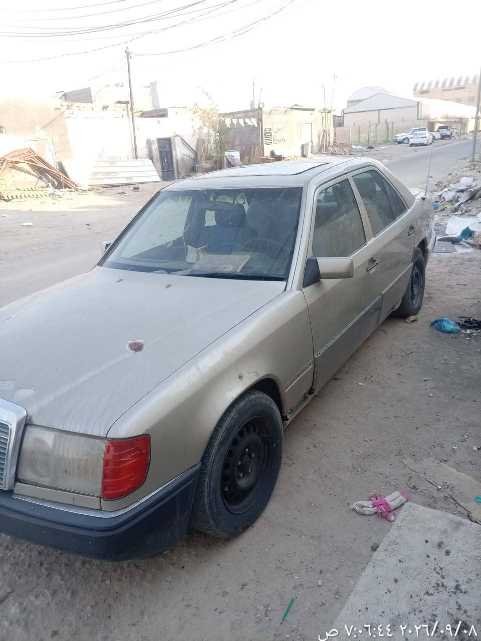 سلام عليكم من رحصت مدير الكروب المحترم 
دب موديل 1990  بغداد مشروع وطني
سنويه ماصاقطه سنتر لوك كهربائيات كله شغاله
مكينه كير جداده
نقص تنته
قواعد الدبل مصلحه 
دوشنه جديده 
تلبيسه كشن
السعر 25 اوبيه مجال مكاني ناصريه مركز
ابو رظا  (***********)  بيه واساب
