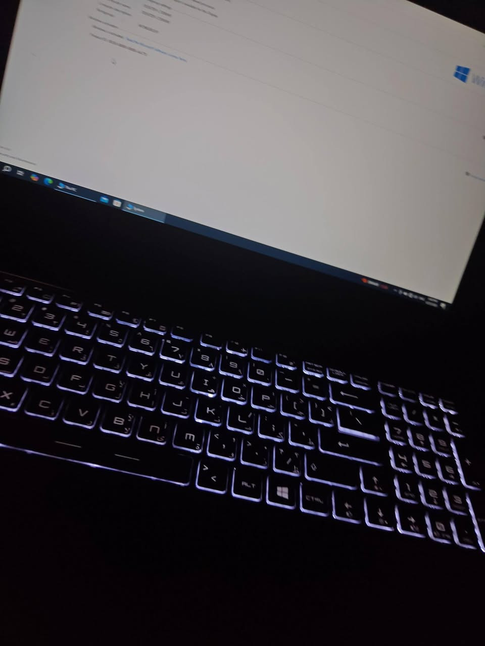 للبيع MSI GF75 Thin Gaming Laptop
• Intel Core i7-10750H – الجيل العاشر
 • 6 Cores / 12 Threads
 • RAM 16GB
 • 512GB SSD
 • كرت شاشة منفصل NVIDIA GeForce GTX 1650 4GB
 • Intel UHD Graphics
 • شاشة 17.3” Full HD
 • Windows 10 Pro 64-bit
 • تصميم Thin وشاشة كبيرة

مناسب للألعاب، التصميم، المونتاج، البرمجة، الدراسة والبرامج الثقيلة.

السعر: 7500000
الموقع: [النجف]
للاستفسار *********** 
واتساب او اتصال

