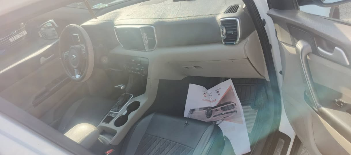 كيه سبورتج ٢٠١٧ خليجي مكفوله معدى الدعاميه الاماميه مصبوغه السياره جاهزه مكينه كير بلادي تبريد شغال تخم تاير مكاني العامريه بغداد ***********
