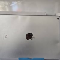 آيباد ٩ • ٦٤ • بطاريه ٨٠