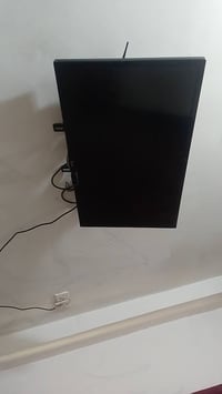 بلازمه LG البيع نضيفه كلش السعر 75 العنوان كفائات العبيدي 07733147707