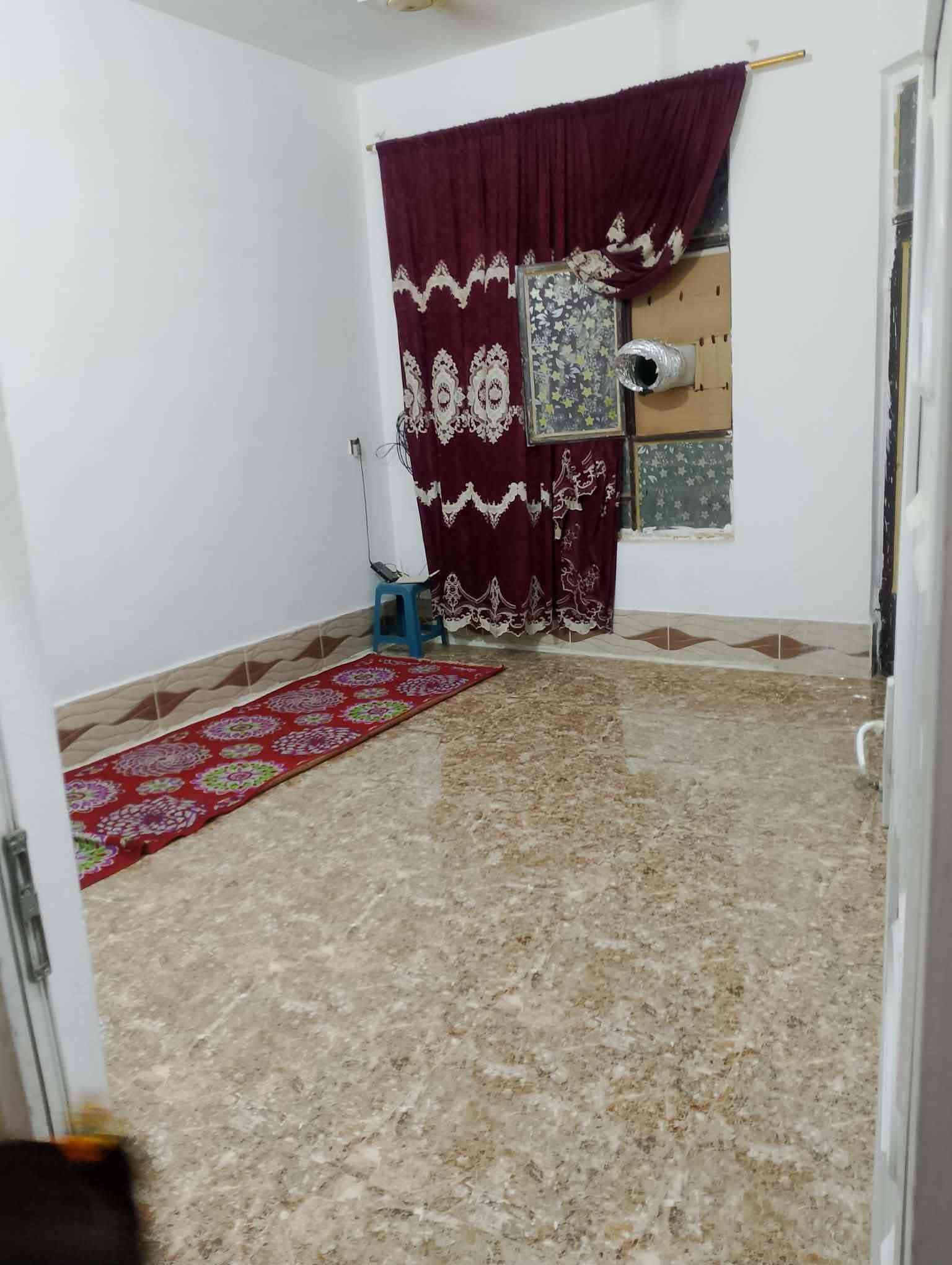 بيت للبيع مساحة 150 سند 25 ماشين بمعاملة التطويب بلرحمة قرب جامع الشهداء مقابيل الملعب والمدرسة يحتوي على محلات ويناء عالي عن الشارع موقع ممتاز للستثمار للتواصل ***********
