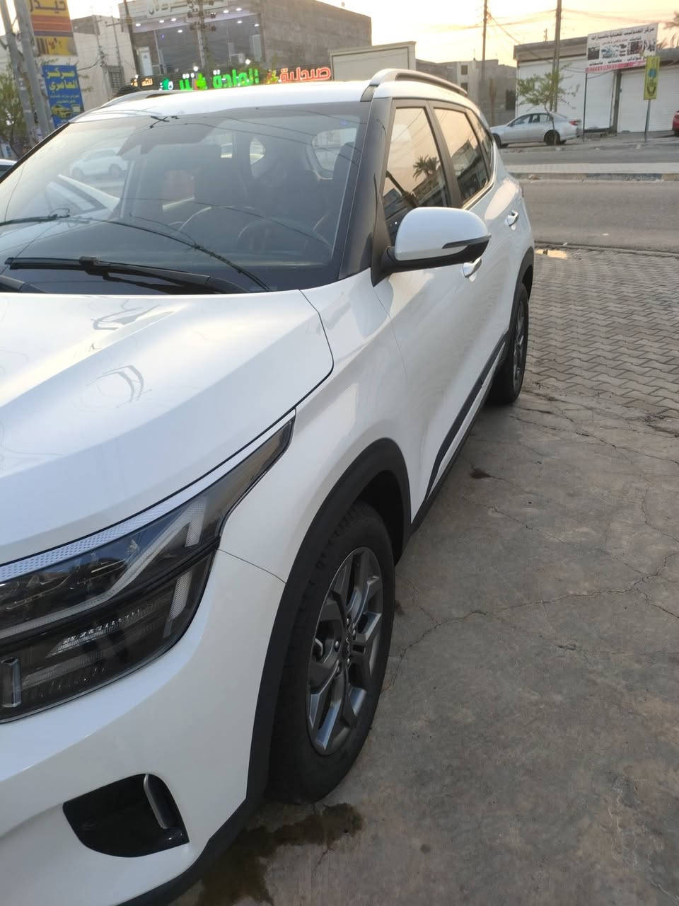 للبيع – كيا سيلتوس 2025 🇮🇶

🚗 كيا سيلتوس موديل 2025 – تجميع صيني

- ماشية 15,000 كم فقط
- استخدام شخصي
- ما بيها حوادث
- نظيفة وحالتها ممتازة
- زيت المحرك مبدّل بشكل منتظم
- صبغ وكالة بالكامل
- الفحص متاح للجادين
- تسجيل البصرة

💰 السعر: 26,000,000 دينار عراقي، وقابل للتفاوض بالمعقول

📍 الموقع: البصرة
📞 للتواصل، الجادين فقط يراسلوني على الخاص
***********
