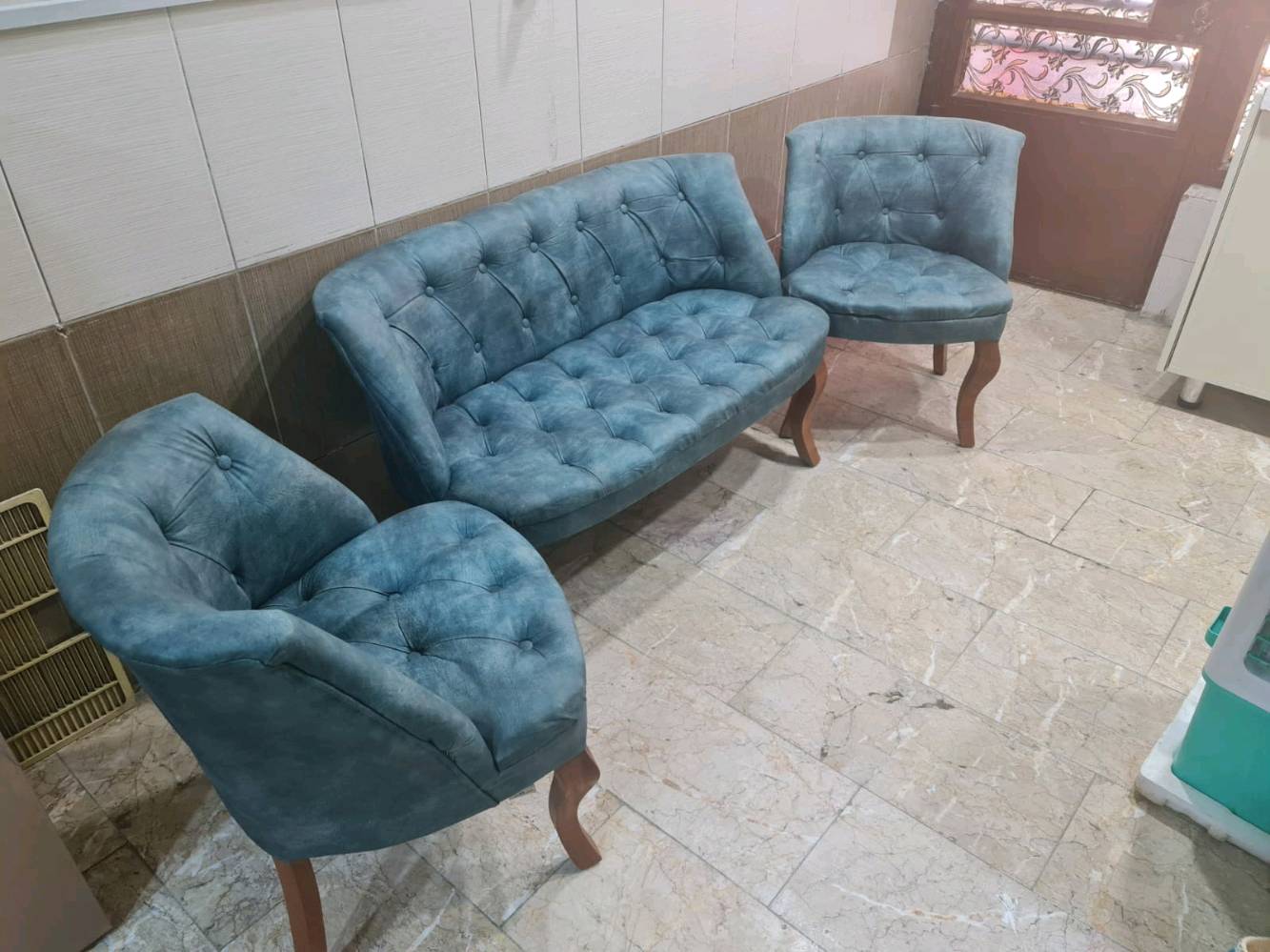 تخم مطبخ صغير نظيف جدا السعر ١٧٥٠٠٠دينار