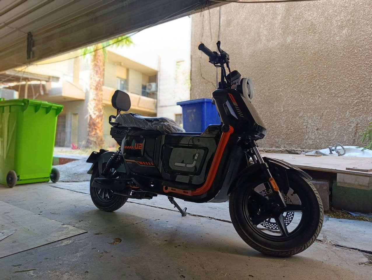 سلام عليكم شباب دراجة U2 ٦ باتري الكرافين وملف 2000w دراجة مصار شهرين من اخذتهة بس لو مو معتاز مابيعهة شاهد الله سعر 600 الف وبيهة مجال للطيبين هاذ رقمي خابر وتدلل ***********.بغداد الكرخ الصالحية.

