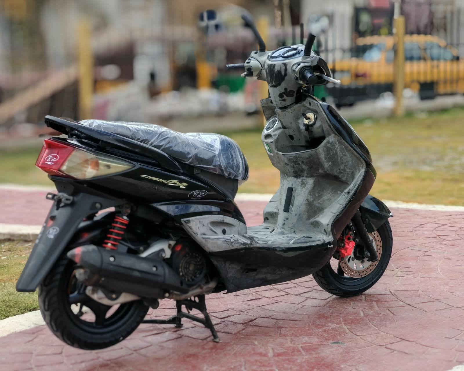 سلام عليكم.... مكلف بلنشر
دراجة سكنس(فحل )  🛵 للبيع
دراجة شلعه معدل كهربائيات كلهه شغاله 
دراجة جديده  بلادية
أي نقص مابيهة
جيب فيتر وتعال افحص
العنوان بغداد مدينه الصدر قرب مطعم ليمونه الاستفسار الاتصال على الرقم 📞 ***********
