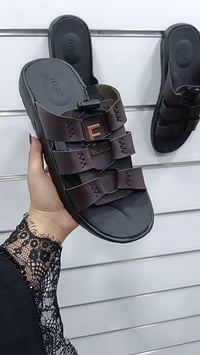 سليبرز رجالي • مقاسات٤٠ـ٤٥ • تعبئة١٢زوج