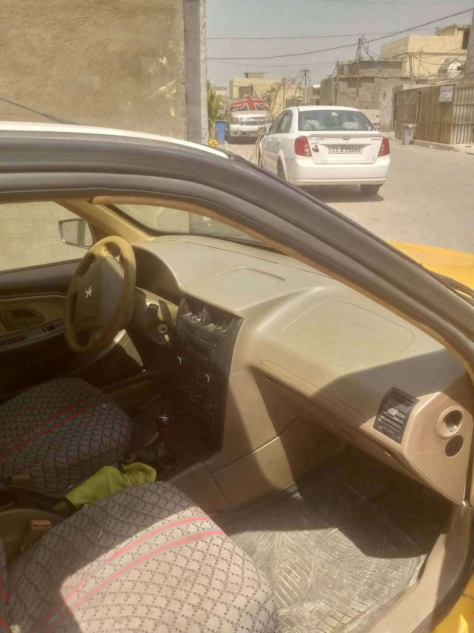 سلام عليكم بيجو اكد موديل 16سياره جاهزه من كلشي نقص بس تبريد كير مكينه خير من الله حداديه صدر امامي خلفي جديد دوشمه جديده تخم تاير جديد كهربايات كله شغاله سنويه نافذه بل23 راعيها موجود هيئه غرامات ماعرف شكد عليها ابيع كوم حديد الك يمي بس راعي مصرفيه ومسدده رايدها ب16وبيها مجال حك الجيه مكاني بغداد المدائن ***********
