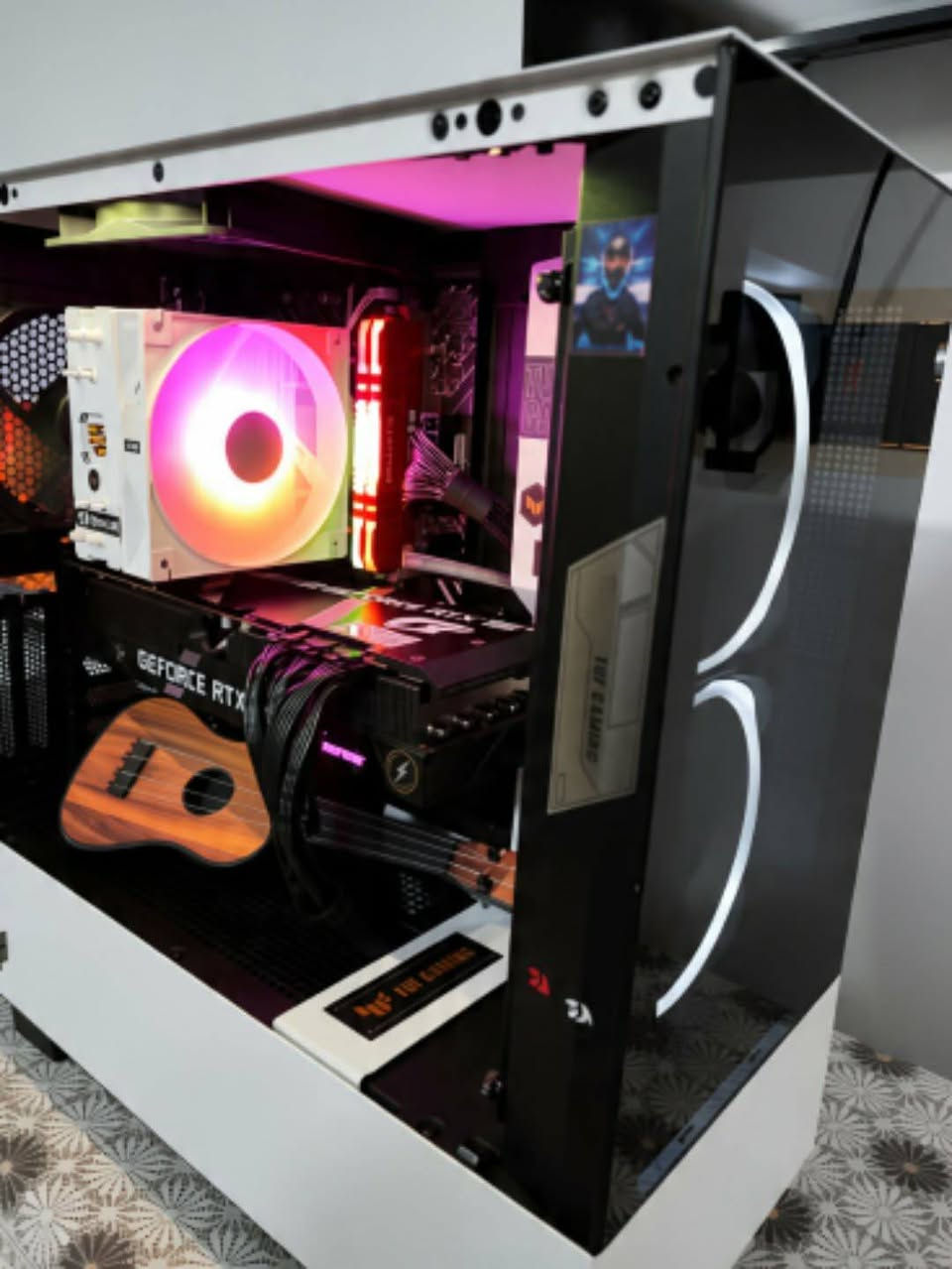 حاسبه بمواصفات حلقوم وسعر مرتب للبيع 
RTX 3080 ultra oc igame colorful 10G
Cpu intel i5 12400 
Ram Crucial ddr4 2×8=16g 3000mhz rgb
M.b asus prime b660M
Hard m.2 adata legend710 512 
Cooler deepcool AG500 wh Argb 120m 
Power supply gameon atx 850w full modular 
Case NZXT wh
ملاحظه جامة الكيس الاماميه مكسور مثل ما موضوع
السعر 
1200 
مليون و200 الف بيها مجال جدآ بسيط 
بغداد 
***********

